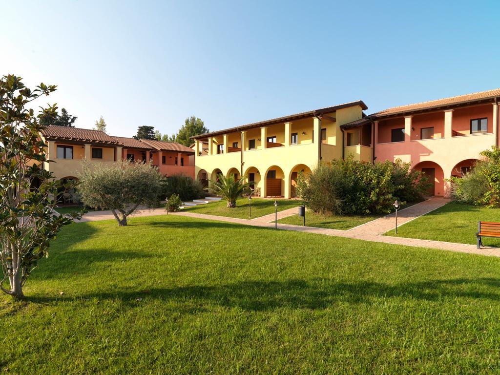 Le Corti Del Sole Residence Venturina Terme Exterior foto